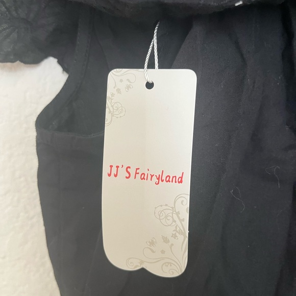 NWT asymmetrical top S - Picture 4 of 8